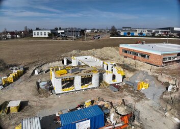 Vila Skřivánek roste