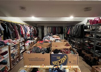 Do charitního šatníku nepatří vše